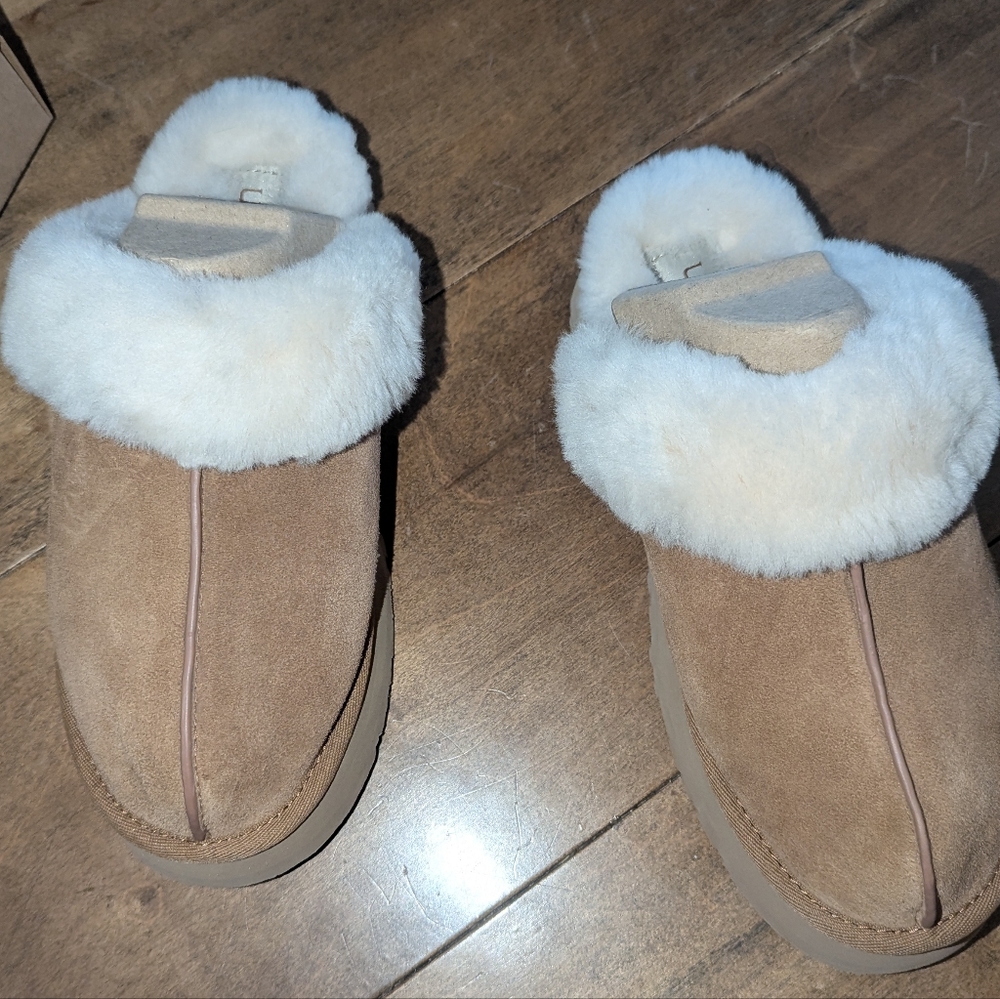 UGG Tan Slippers with Plush Lining and Soft Suede Material